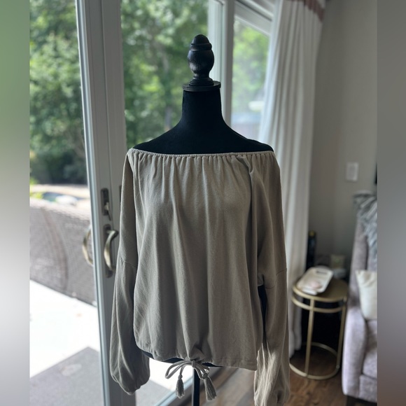 Sexy and comfy off shoulder sweatshirt. - Picture 2 of 2